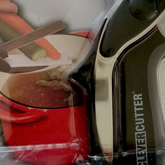 Clever Cutter - Knife & Cutting Board - Picture 7 of 12